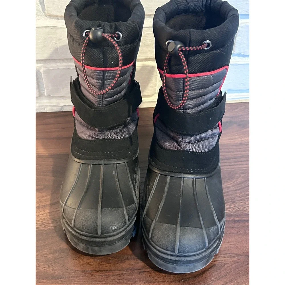Khombu Peter Kids Black Grey Red Waterproof Insulated Winter Snow Boots Size 4M
